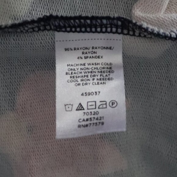 Ann Taylor Factory Bell Sleeve Floral Small T-Shirt Pullover Blouse Top - Picture 9 of 9